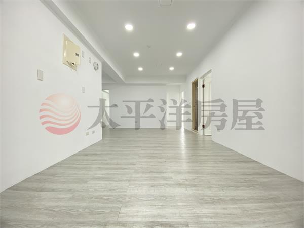 南興國小旁電梯三房平車