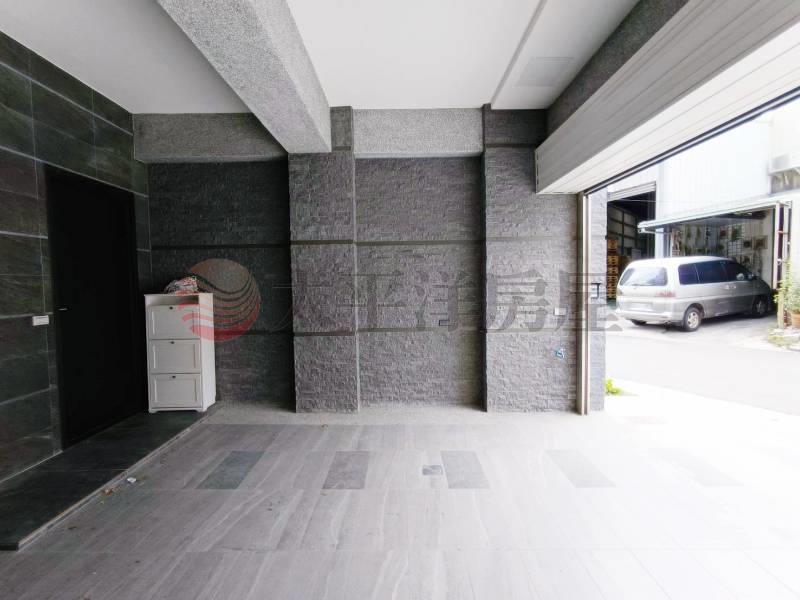 【水湳特區旁別墅破盤解方】過條馬路省下3