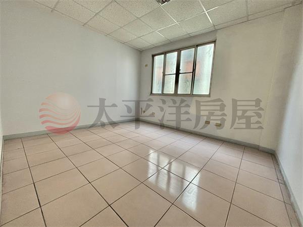 商業區黃金透店