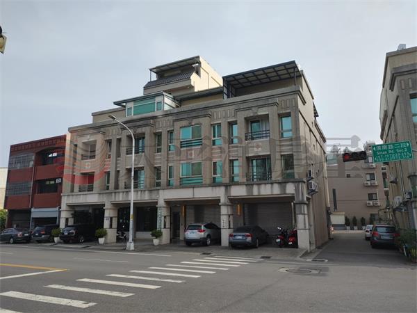 溪南路雙車店墅