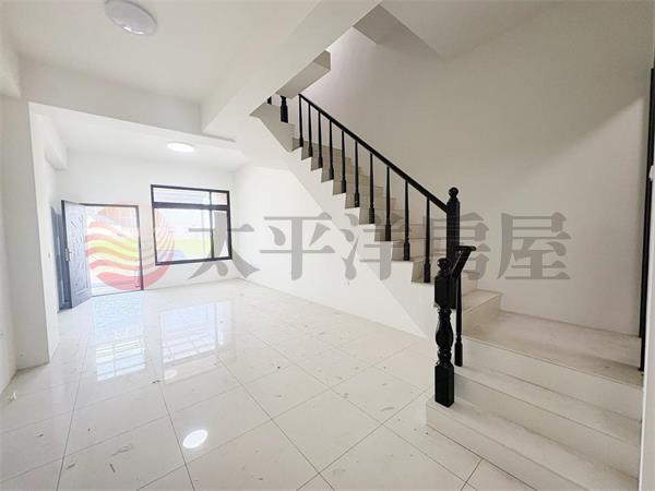 埔鹽76線旁全新美墅