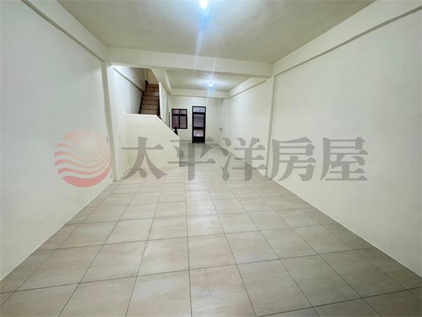 常春醫院旁透天