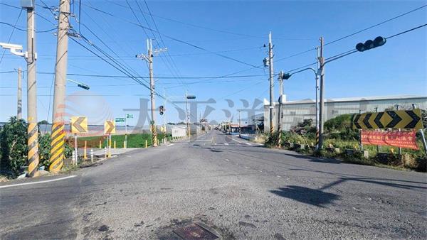 田尾中正路旁朝南美田
