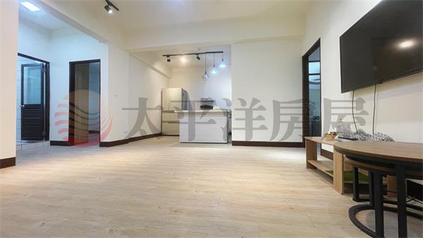 龍科精緻三房車