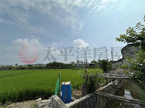 聖安路一彎方正農地