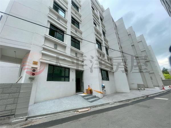 師大商圈間間套房電梯美墅B5