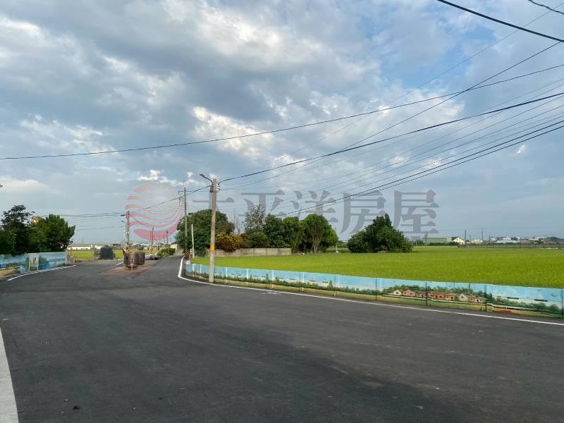 竹西路旁大面寬田+建