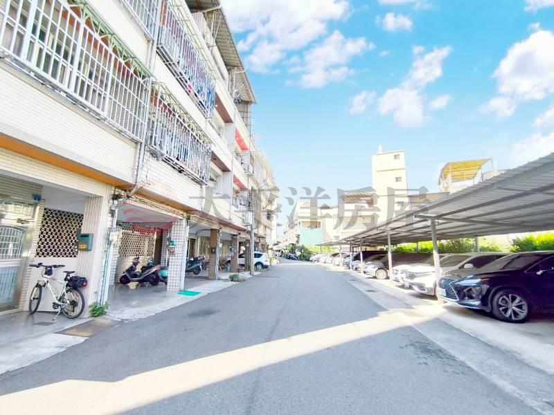 永安街一彎美店住