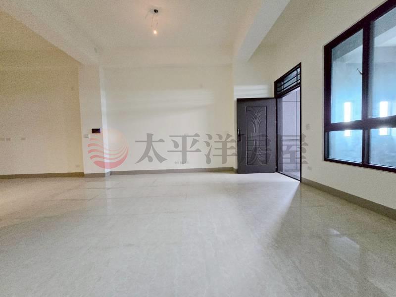 萬年路全新電梯店墅