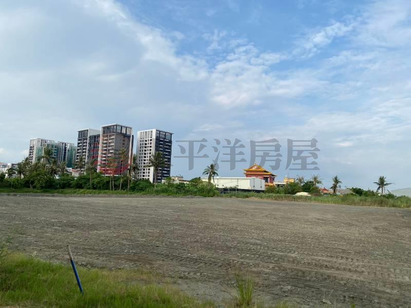 南區灣裡持分106都內農地