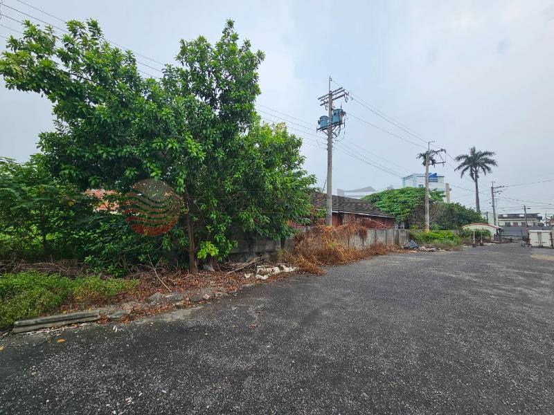 溪湖大溪路旁建地
