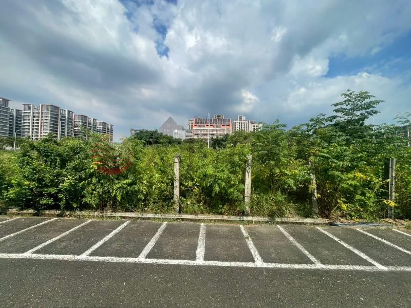 台南高鐵商業區建地