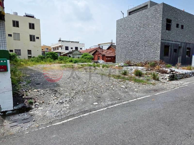 溪州成功國小旁建地