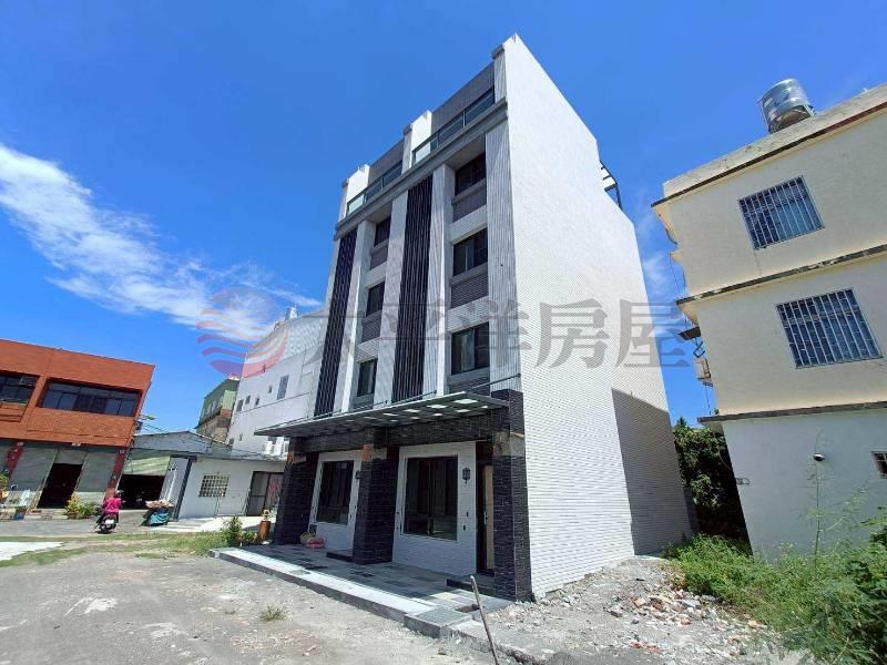 和美鎮東路六套房電梯別墅A