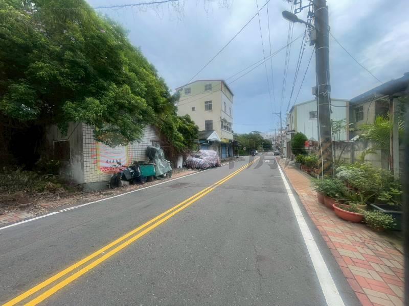 花壇中山路一彎臨10米路美建地