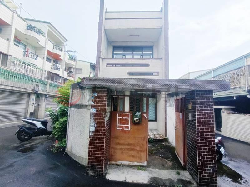 中國醫三面臨路4面採光大地坪透天