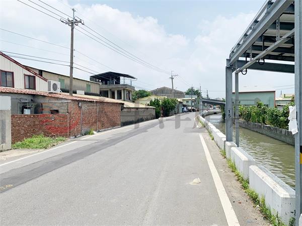 ★東區獨戶建地★
