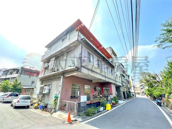 ★正泰和路寬透天★