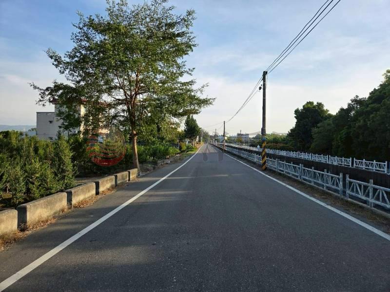 社頭社斗路旁美田