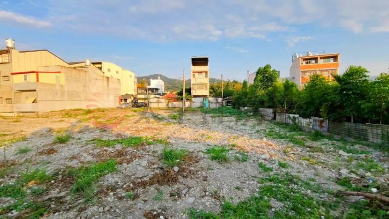 社頭清水國小旁大建地+小田地
