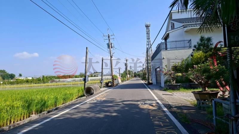 田尾阿嬤私房菜旁田地