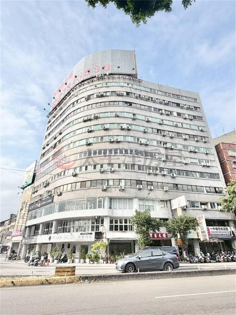 一中商圈電梯五套房