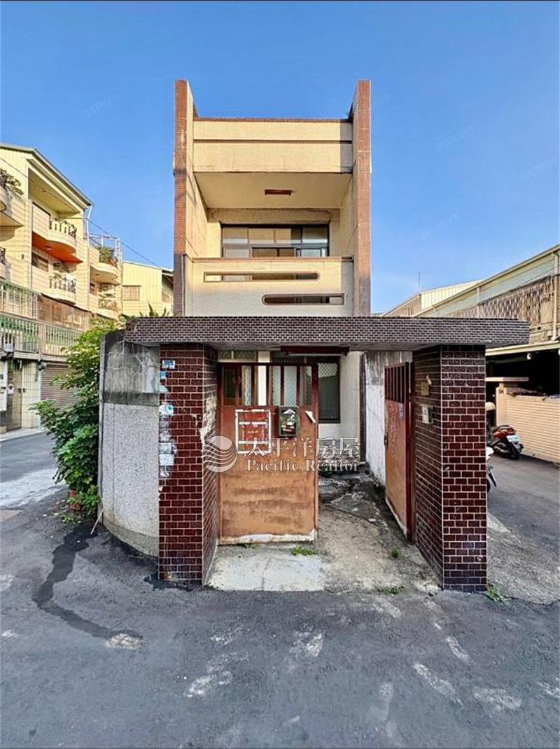 北區太原車站│三面臨路可危老透天
