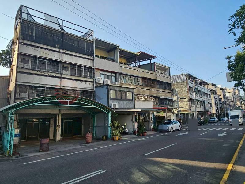 員林正萬年路雙店面