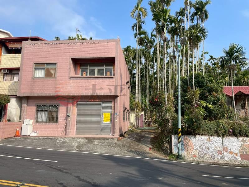 魚池台21線旁農地