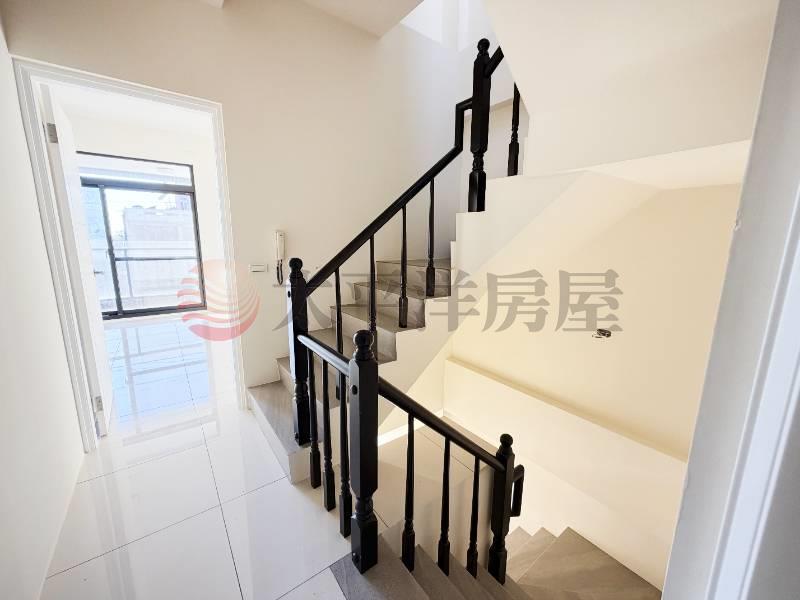 芳苑近路上國小全新美墅(二)