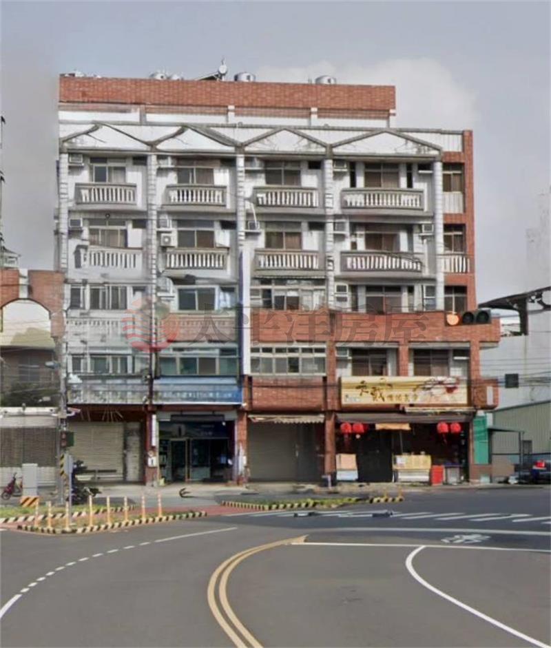 大里臨路邊間透天店面
