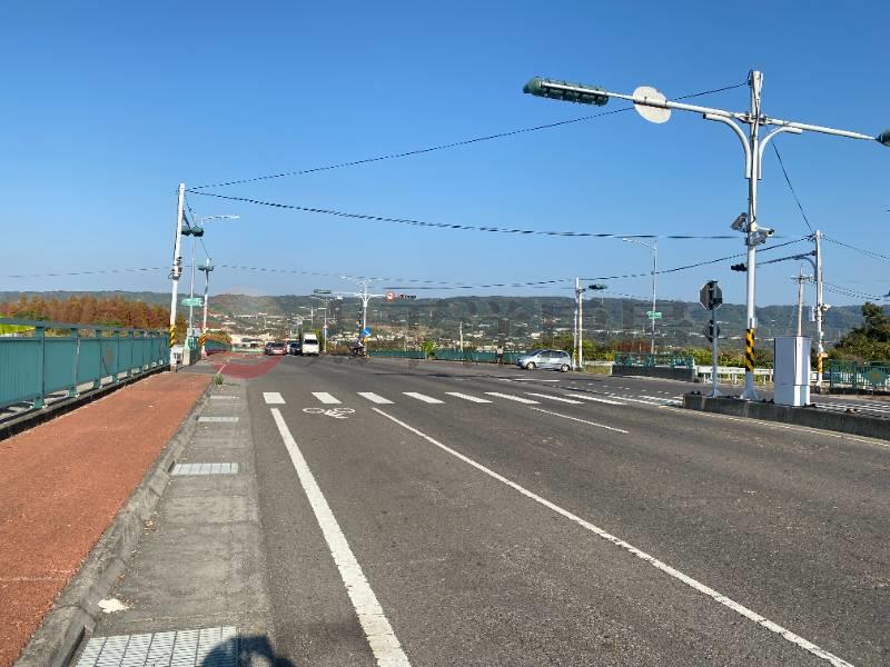 員林近東彰路資材室增值農地