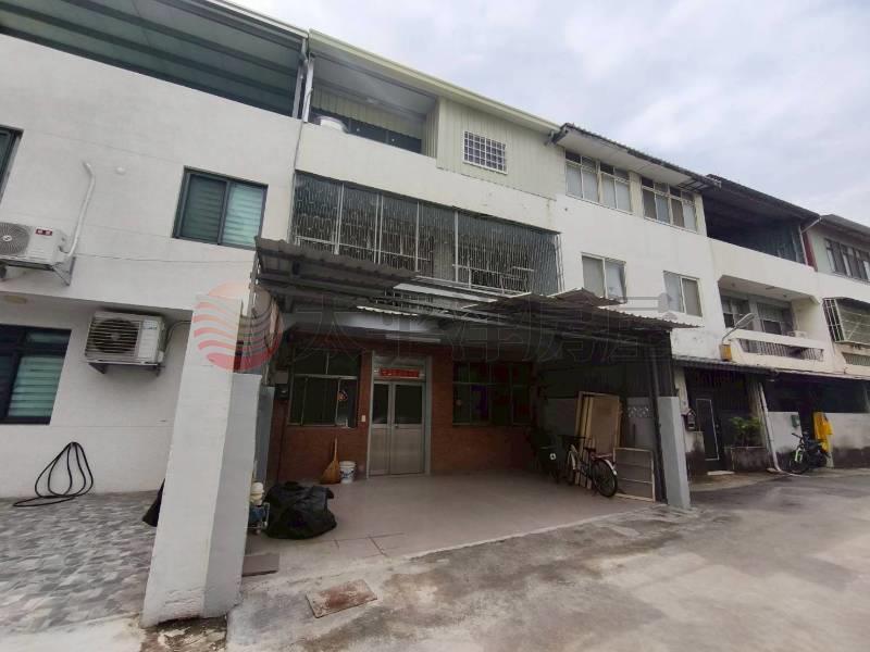彰化市忠孝國小大面寬美透天