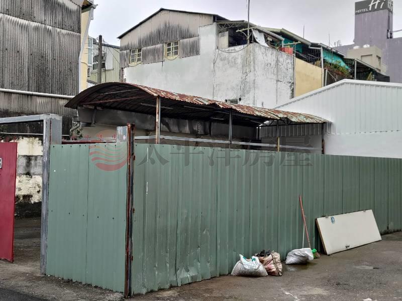 垂楊國小旁建地