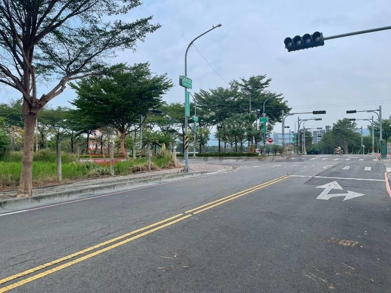 田中高鐵方正百坪建地