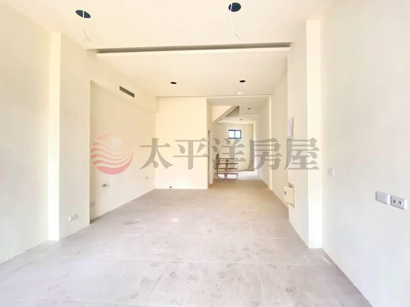 近曉陽商圈臨路整理透天