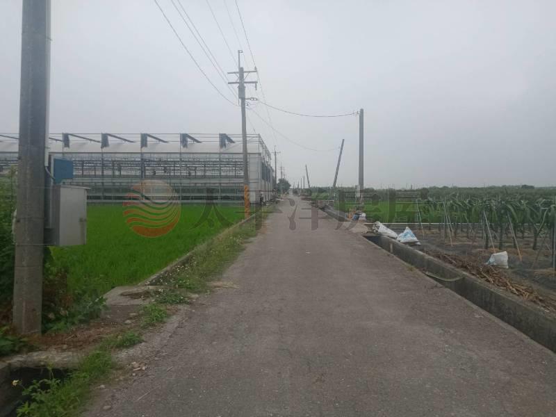 溪州鄉中央路農地