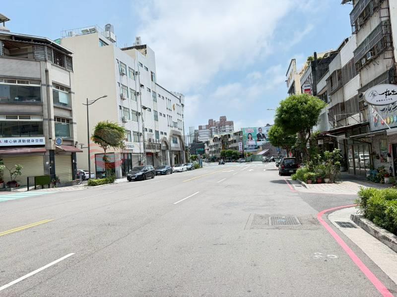 彰化旭光路旁透天