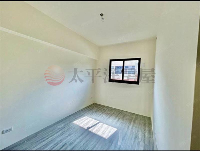 貓羅溪畔全新華廈