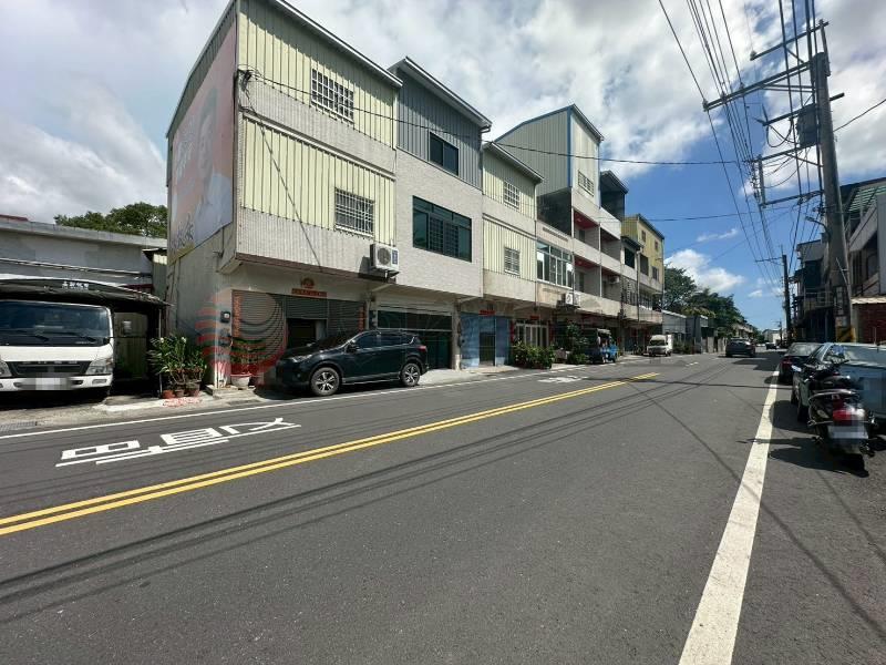永靖永福路全新整理店面住家