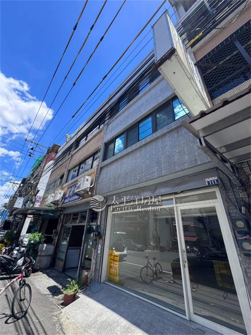 大樓價買透天｜大里朝南透店