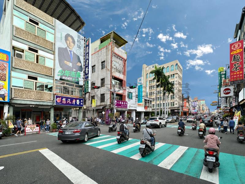 正三民路*地50坪金店*商業區