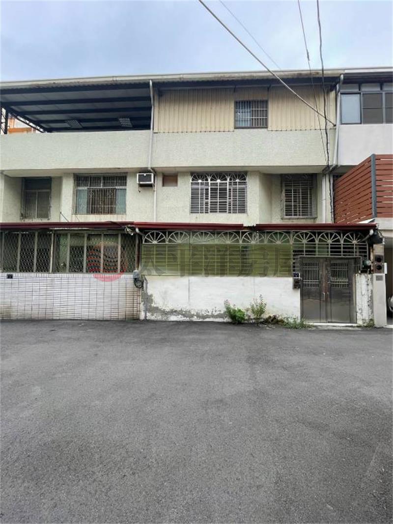 永福路商圈七米大面寬透天