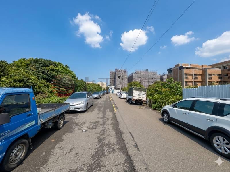 近北勢國小臨路持分建地