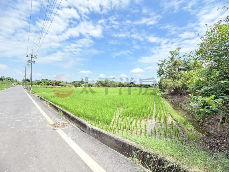 六甲都內大面寬農地B