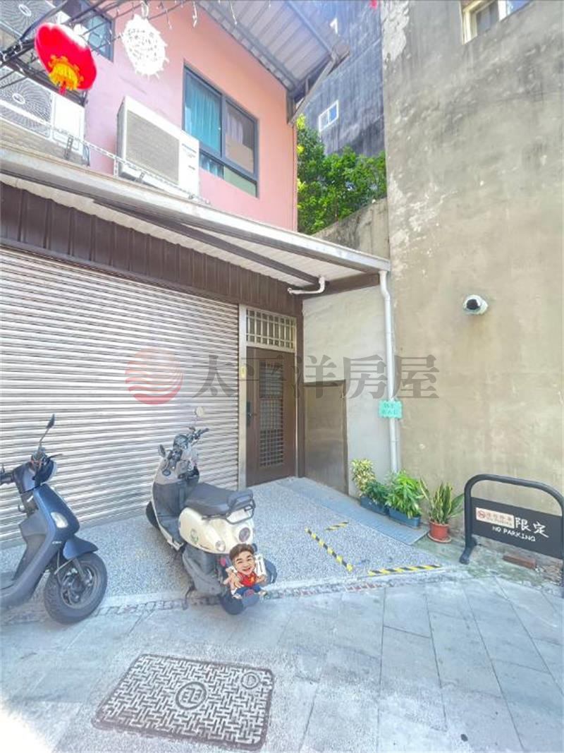 鹿港民族路市心黃金店住