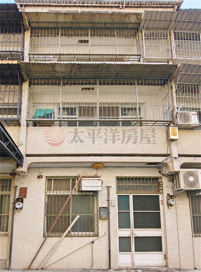 中國信託旁寧靜透天