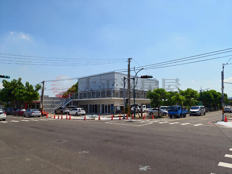 中山路V.S公園東街角店